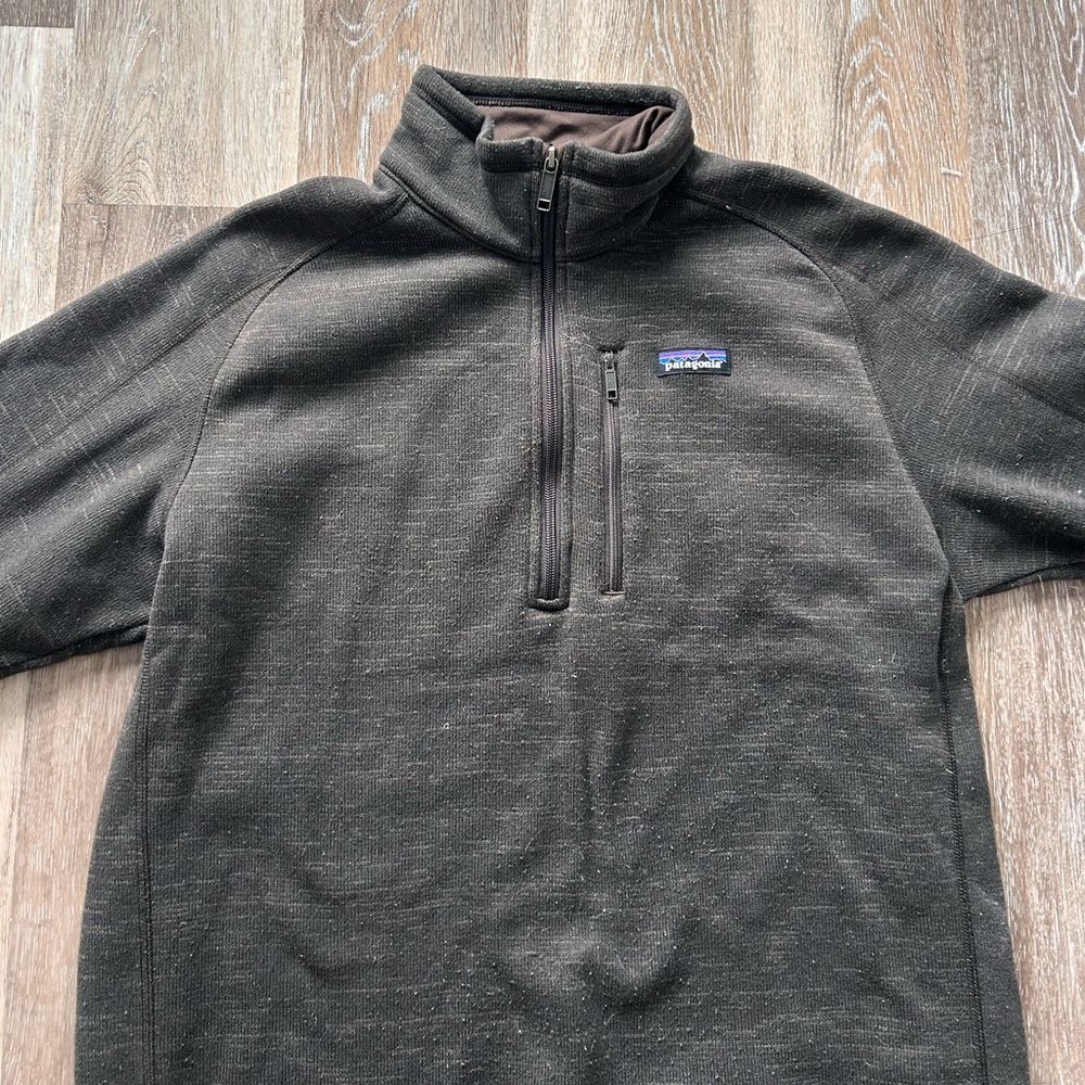 Patagonia Quarter Zip Fleece – Men’s Large